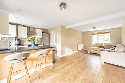 2 bedroom semi-detached house to rent, Snowhill Cottages,  Ashley Green,  HP5