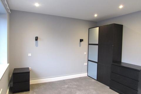 1 bedroom end of terrace house to rent, Harley Road, Harrow, Middlesex HA1