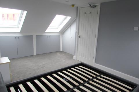1 bedroom end of terrace house to rent, Harley Road, Harrow, Middlesex HA1