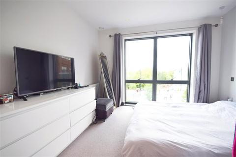 2 bedroom apartment to rent, Wharf House 2 Brewery Lane, Twickenham