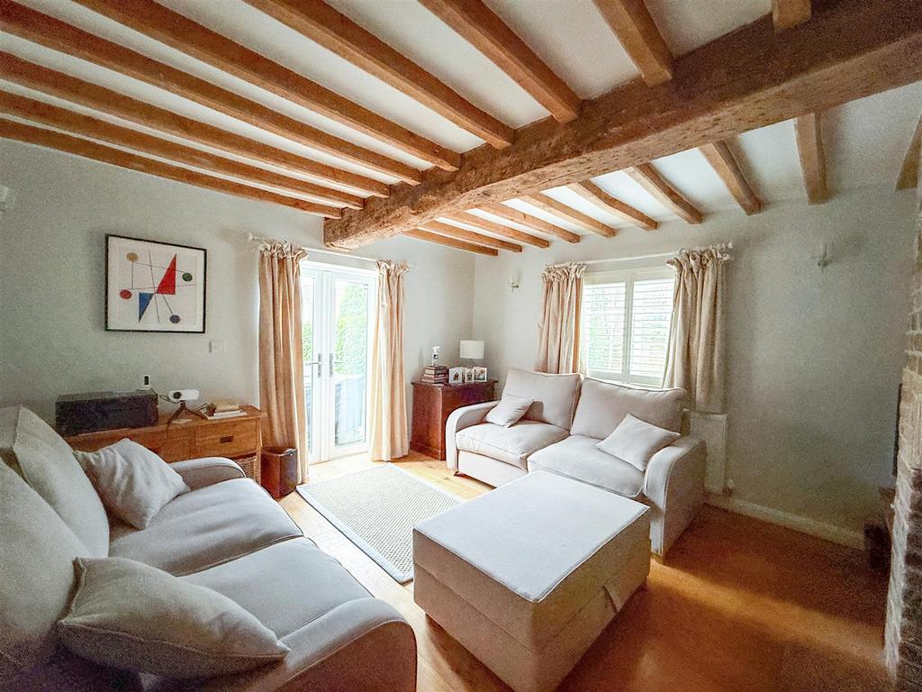 Mays Cottage PH-8.jpg