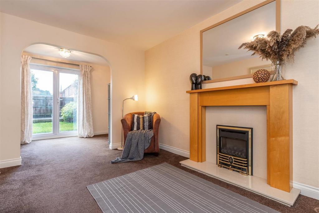 LOUNGE &amp;  SNUG AREA