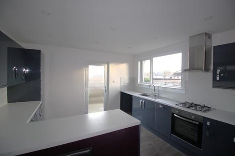 3 bedroom detached house to rent, Hospitalfield Road, Arbroath DD11