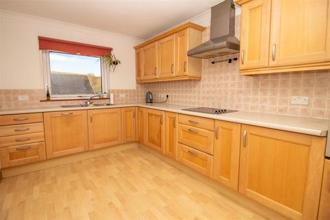 2 bedroom flat to rent, Bowden Road, Hawick