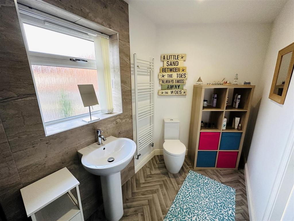 Ensuite