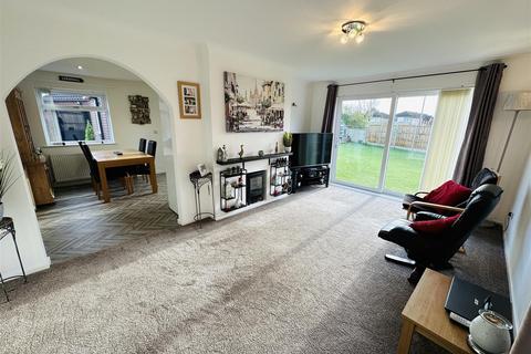 3 bedroom detached bungalow for sale, Homestead Close, Eggborough