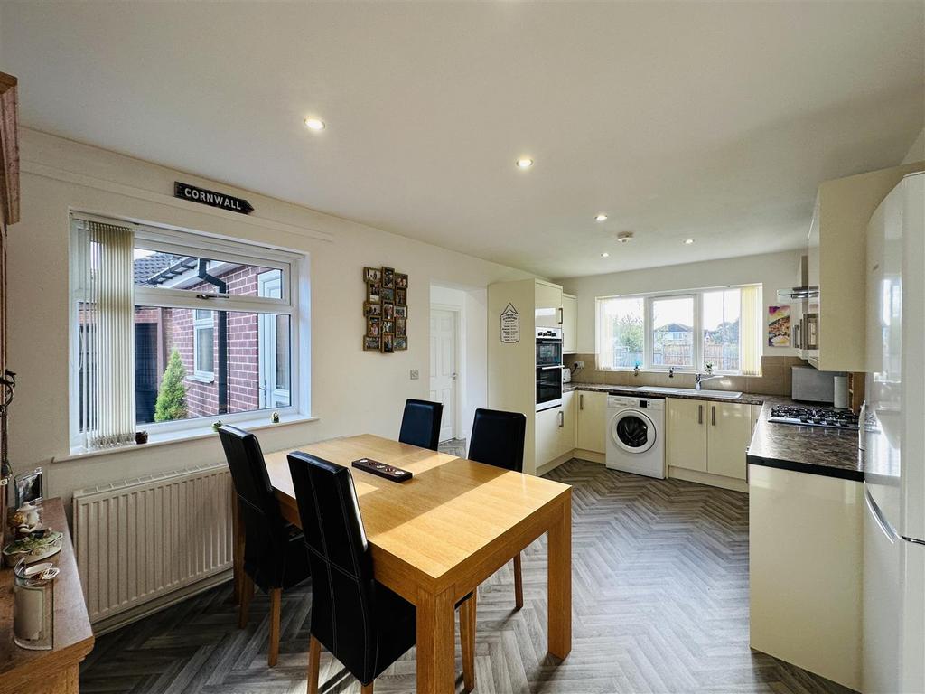 Kitchen Diner