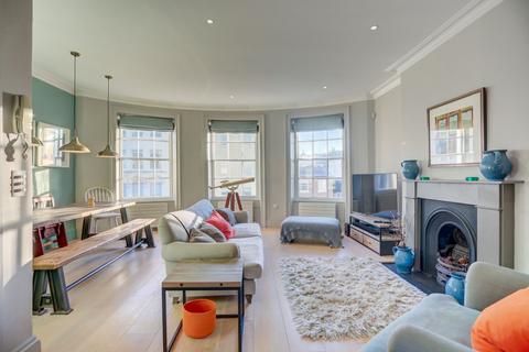3 bedroom flat for sale, Lansdowne Place, Hove, BN3