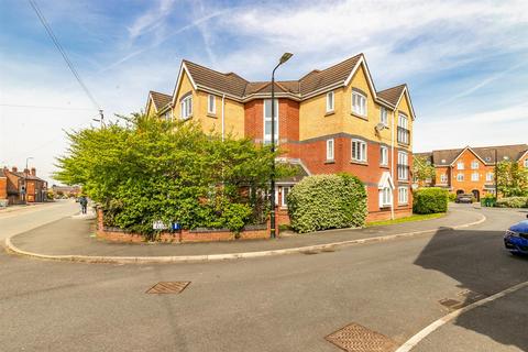 2 bedroom apartment for sale, Farrier Close, Sale
