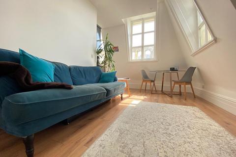1 bedroom apartment to rent, Pearl Chambers, 22 East Parade, Leeds, LS1