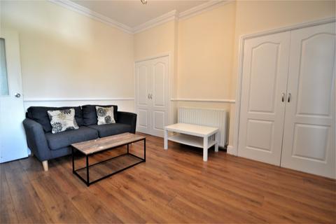 1 bedroom flat to rent, 289 Harrogate Road, Leeds LS17