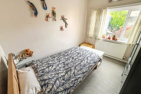2 bedroom semi-detached bungalow for sale, Rupert Brooke Road, Shakespeare Gardens, Rugby, CV22