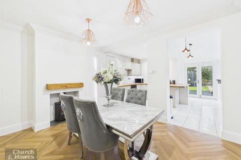3 bedroom semi-detached house for sale, Victoria Road, Maldon