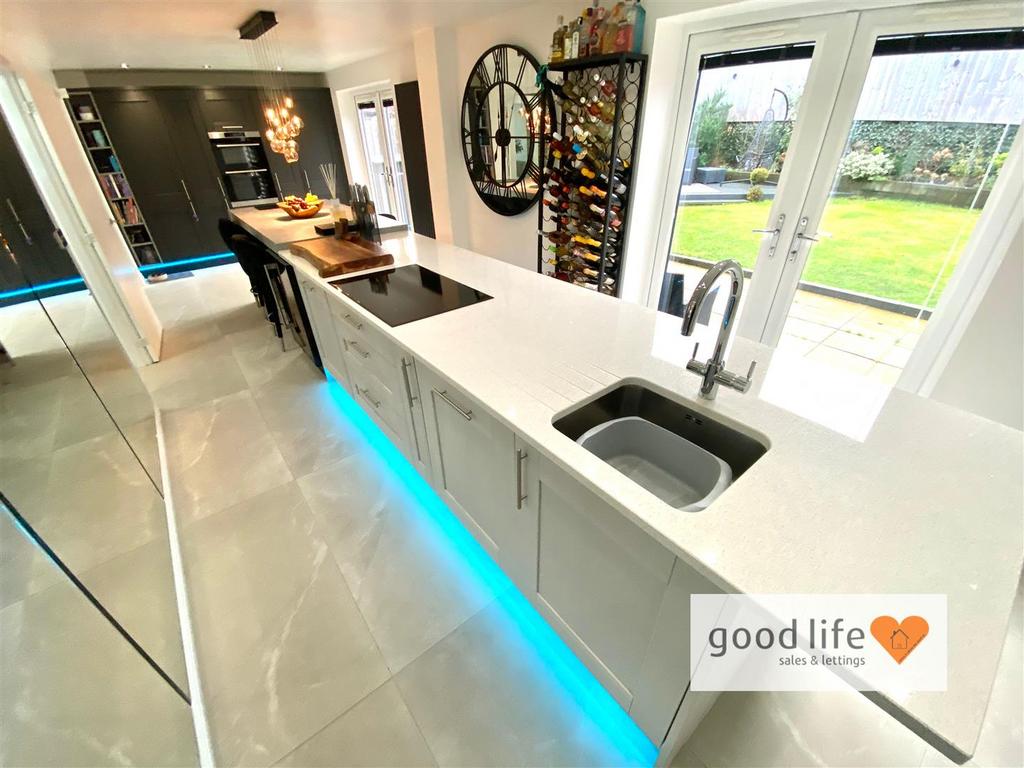 20260112 120538790 i OS15betonylane.jpg