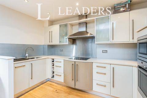 2 bedroom flat to rent, Regency Mews, Queens Road, RH16