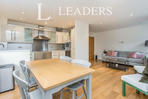 2 bedroom flat to rent, Regency Mews, Queens Road, RH16