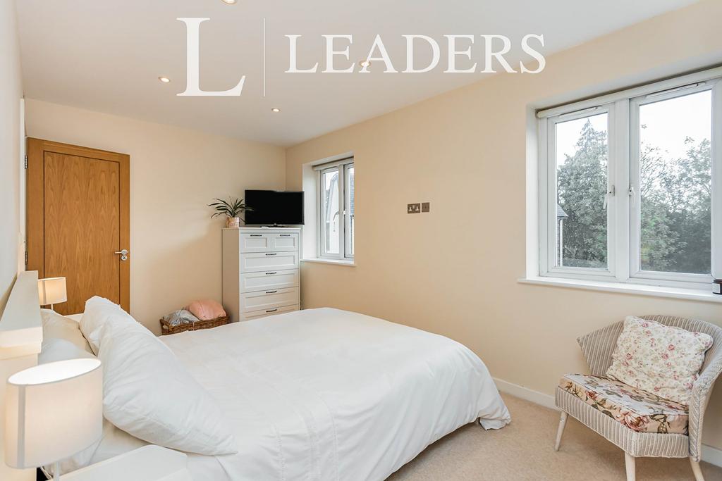 Main Bedroom