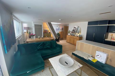 1 bedroom flat to rent, Brighton Square, Brighton, East Sussex, BN1