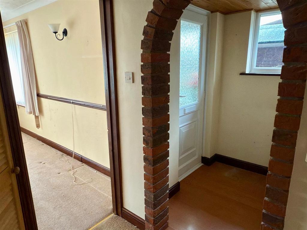 PORCH.jpg