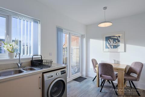 2 bedroom end of terrace house for sale, Millennium Street, Plymouth PL2