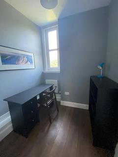 1 bedroom flat to rent, Albion Road, Edinburgh EH7