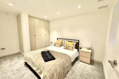 1 bedroom flat to rent, Boscombe Road, London  W12
