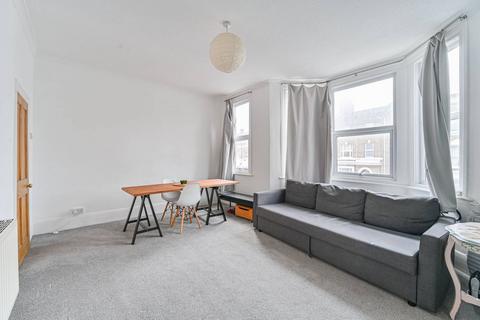 3 bedroom maisonette for sale, Lee High Road, Blackheath, London, SE13