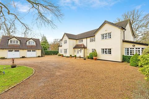 5 bedroom detached house for sale, Westland Green, Ware SG11