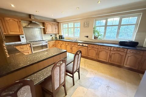 5 bedroom detached house for sale, Park Road, Stoke Poges, SL2