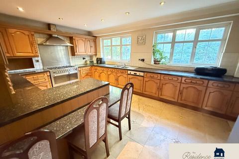 undefined, Park Road, Stoke Poges, SL2