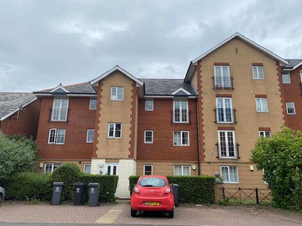 32 Seager Drive 1