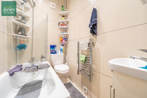 Studio to rent, Rowlands Road, Worthing, West Sussex, BN11