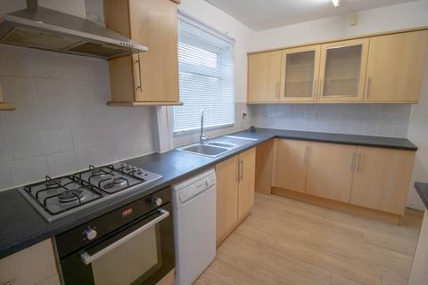 3 bedroom semi-detached house to rent, Glenwood Avenue, Wollaton, Nottingham, NG8