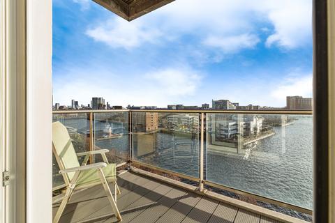 2 bedroom apartment for sale, The Quays, Salford M50