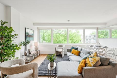 2 bedroom flat to rent, George Beard Road, London SE8