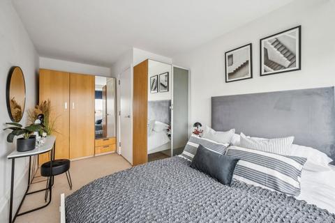 2 bedroom flat to rent, George Beard Road, London SE8