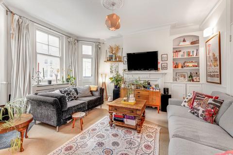 3 bedroom flat to rent, Edith Road, London W14
