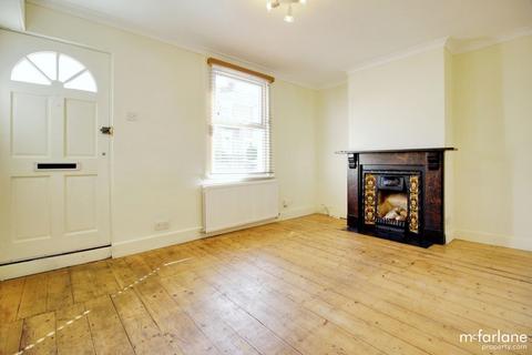 2 bedroom terraced house to rent, Stafford Street, Swindon SN1