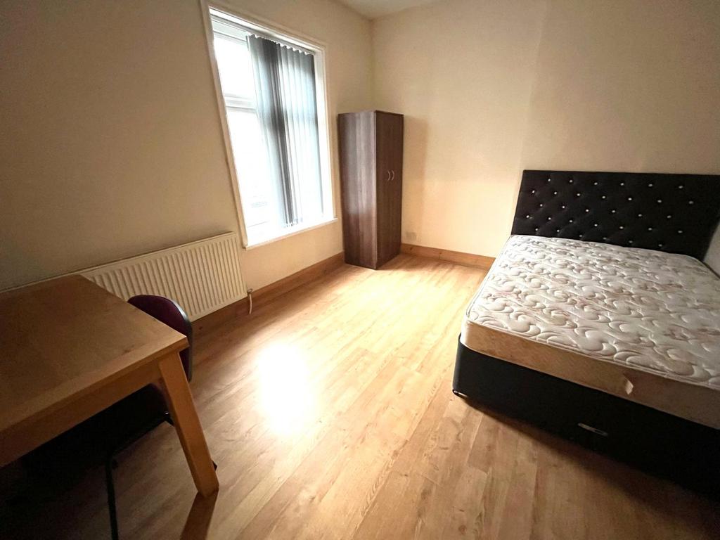 Room 4