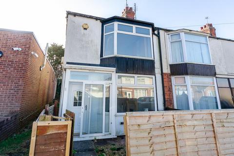 3 bedroom end of terrace house to rent, Chestnut Avenue, WITHERNSEA