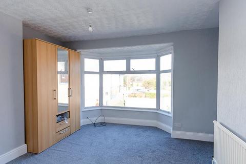 3 bedroom end of terrace house to rent, Chestnut Avenue, WITHERNSEA