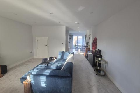 2 bedroom semi-detached house for sale, Headley,  Thatcham,  RG19