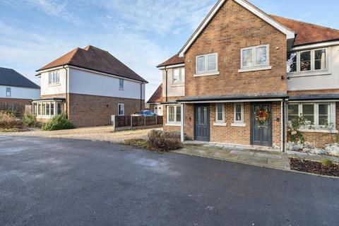 undefined, Headley,  Thatcham,  RG19