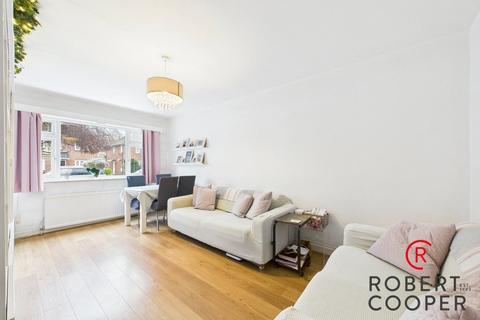2 bedroom maisonette for sale, Woodlands Avenue, Eastcote, HA4