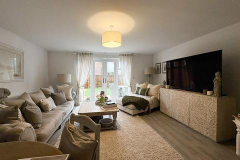 2 bedroom terraced house for sale, Bonnet Lane, Burgess Hill