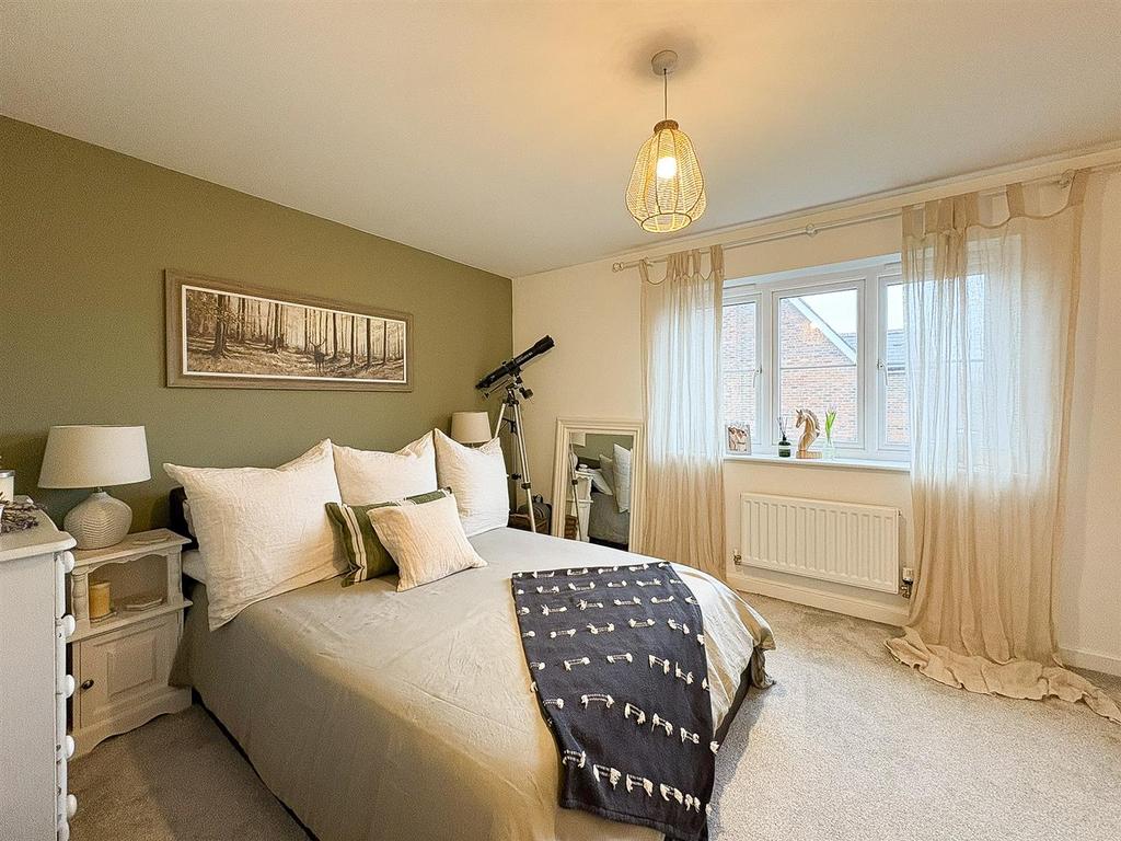 Bedroom 2.jpg
