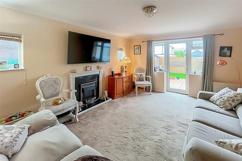 3 bedroom bungalow for sale, Vermont Drive, East Preston, West Sussex