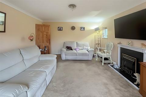 3 bedroom bungalow for sale, Vermont Drive, East Preston, West Sussex