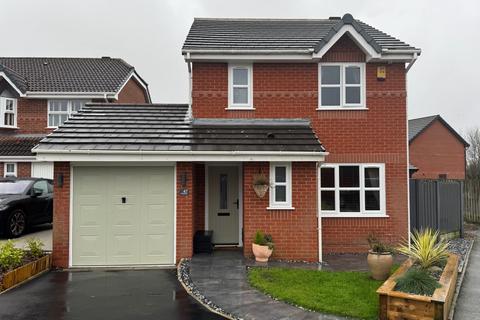 3 bedroom detached house for sale, Glossop Way, Hindley, WN2