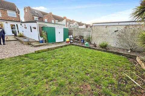 3 bedroom semi-detached house to rent, Westwick Street, Derbyshire DE7